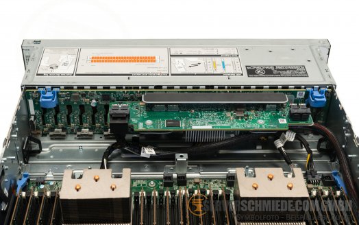 Dell PowerEdge R7425 2U Server 24x bay SFF 2,5