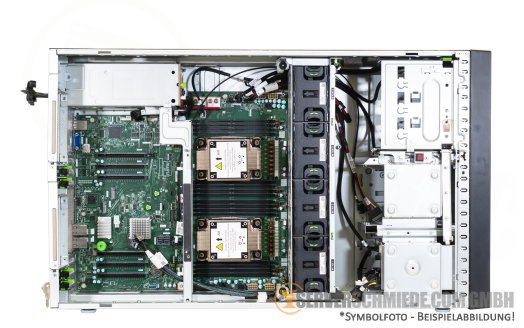 Fujitsu TX2550 M7 Tower Server 8x 2,5